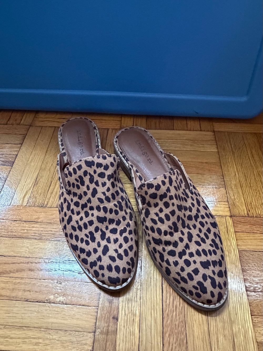 Leopard Print Slip-On Women’s Flats - Tan Leopard